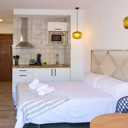 Apartment Carihuela Beach Malaga Torremolinos Exterior photo